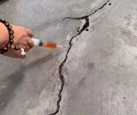 阳谷混凝土裂缝修补技术详解​